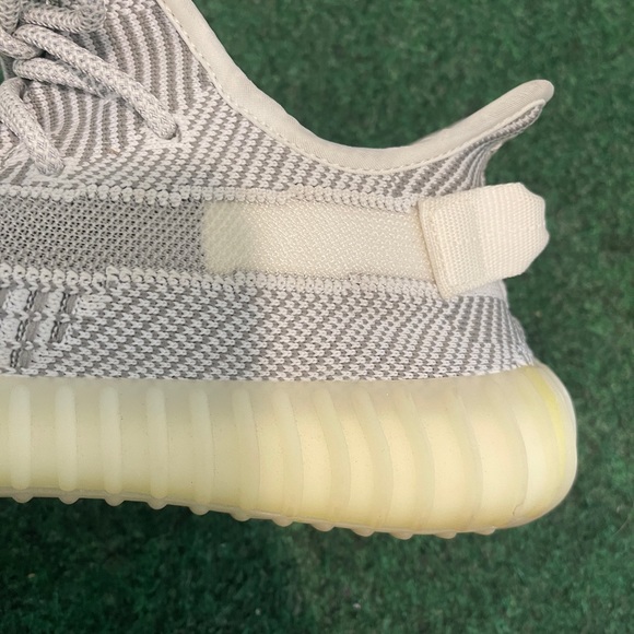 Yeezy V2 Static Sneakers - Picture 8 of 10